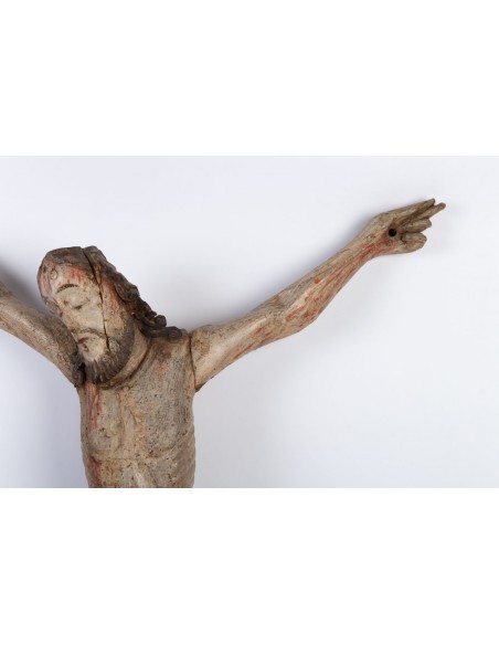 Christ en bois polychrome. XVIIIème siècle.