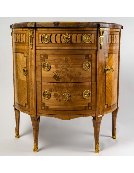 A Napoléon III period (1852 - 1870) Commode.  19th century.