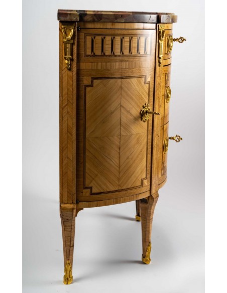 A Napoléon III period (1852 - 1870) Commode.  19th century.