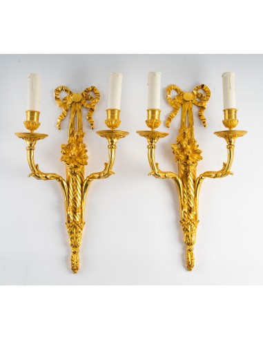 A Pair of Wall - Lights in Louis XVI...