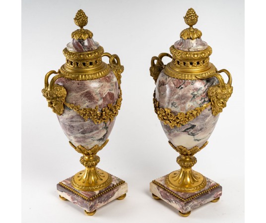 Paire de cassolettes...