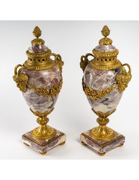 A Napoléon III Period (1851 - 1870) Pair of Cassolettes.  19th century.