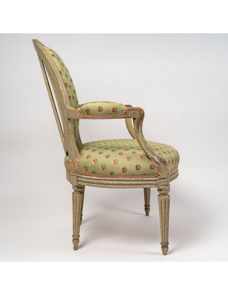 Suite de quatre fauteuils d'époque Transition.  XVIIIe siècle.