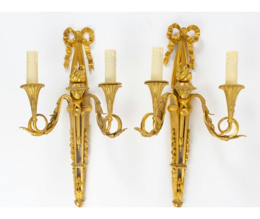 Paire d'appliques de style...