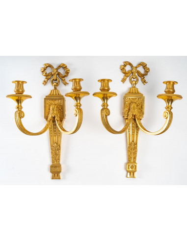 A Pair of Wall - Lights in Louis XVI...