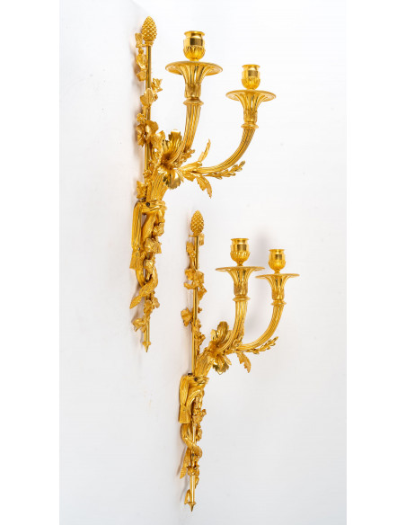 Paire d'appliques d'époque Louis XVI (1774 - 1793).  XVIIIe siècle.