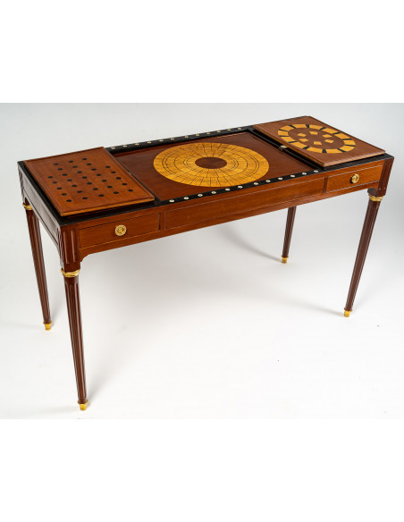 Table de jeux tric-trac d'époque Louis XVI (1774 - 1793).  XVIIIe siècle.