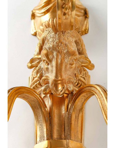 Paire d'appliques de style Louis XVI.  XIXe siècle.