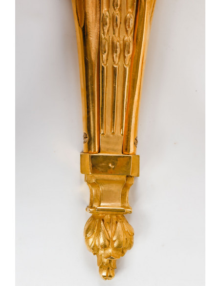 Paire d'appliques de style Louis XVI.  XIXe siècle.