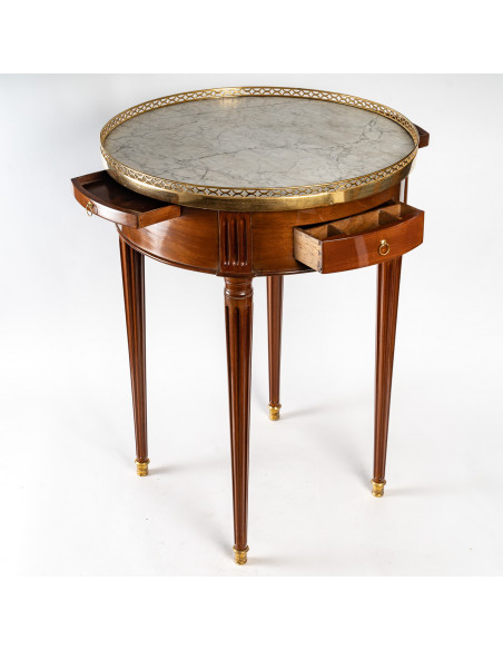 Table bouillotte d'époque Louis XVI (1774 - 1793).  XVIIIe siècle.