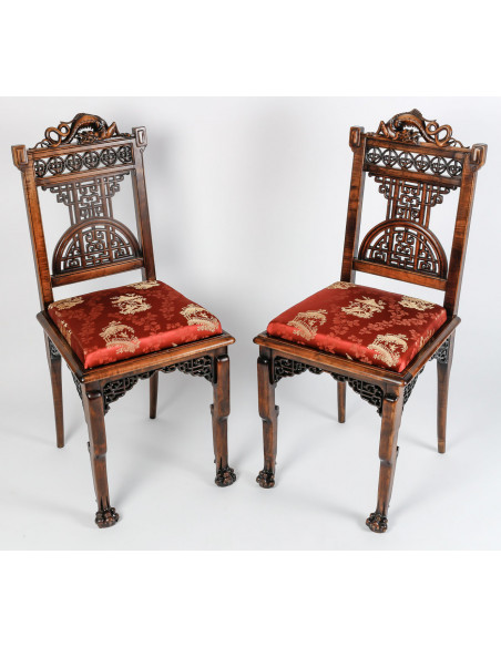 Paire de chaises attribuées à Viardot.  XIXe siècle.