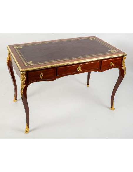 Bureau de style Louis XV d'époque Napoléon III (1848 - 1870).  XIXe siècle.