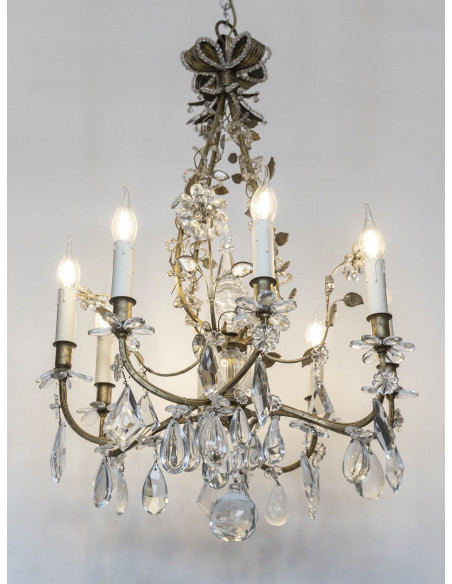 A Maison Baguès Chandelier.