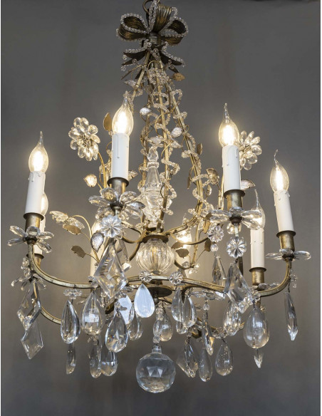 A Maison Baguès Chandelier.