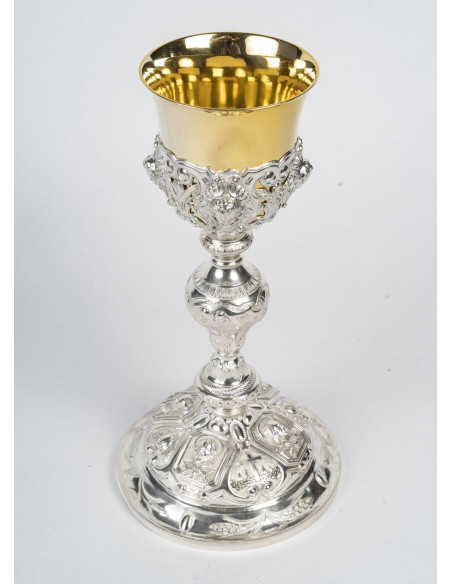 Calice avec patène à décor de symboles lithurigiques, d'époque XIXème.