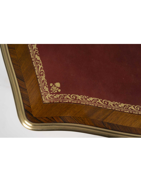 Bureau de dame de style Louis XV, d'époque Napoléon III (1848-1870)