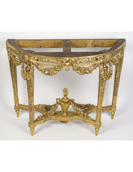 Large console table in sculpted and gilded bronze, Louis XVI period (1774-1789), 18th century.