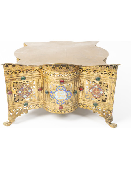 Pupitre d'autel ou Thabor de style néogothique. XIXème siècle.