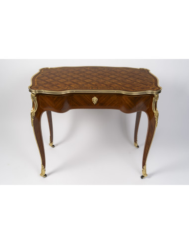 Bureau de dame de style Louis XV,...