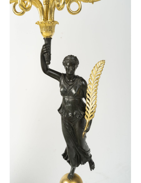 Grande paire de candélabre en bronze doré et patiné, d'époque Empire (1804-1815), XIXème siècle.