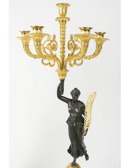 Grande paire de candélabre en bronze doré et patiné, d'époque Second Empire (1848-1870), XIXème siècle.