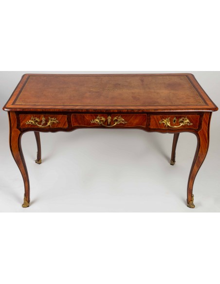 A Napoléon III (1848 - 1870) Period Writing Desk in Louis XV Style.