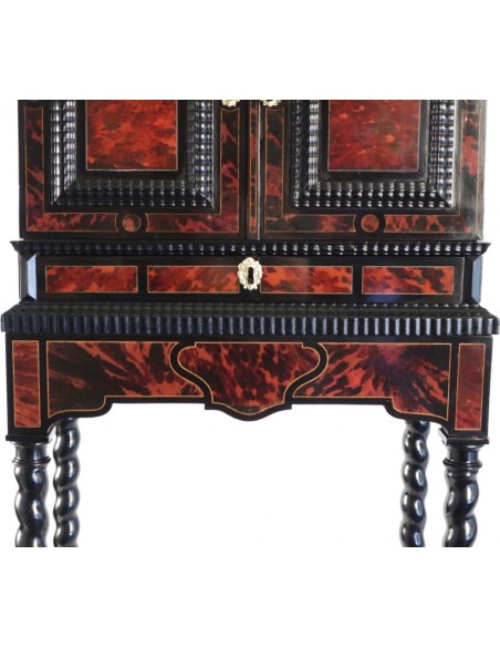 Cabinet flamand. XVIIème siècle.