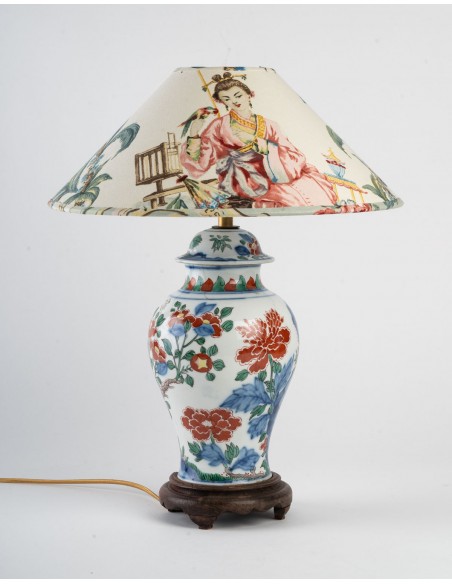 Lampe en porcelaine de la chine.XIXème siècle.